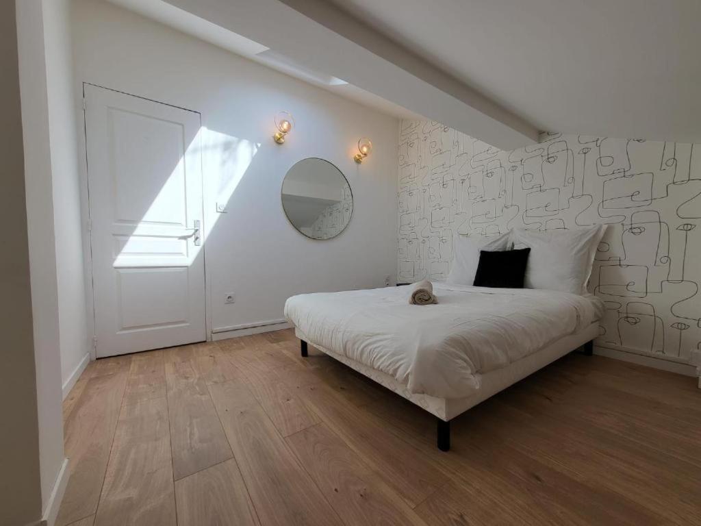 Le Nerolii Apartment Lyon Bagian luar foto