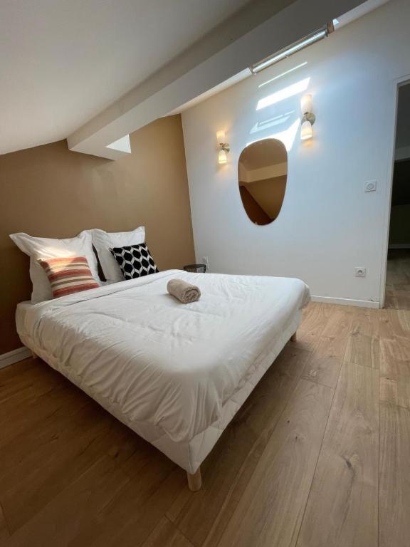 Le Nerolii Apartment Lyon Bagian luar foto