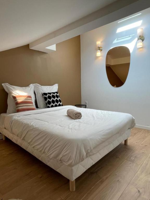 Le Nerolii Apartment Lyon Bagian luar foto